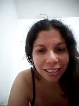 Carliina Soussa online show from February 2, 4:15 am