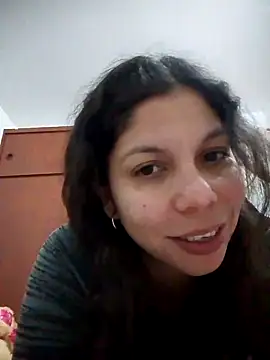 Carliina Soussa online show from March 8, 4:34 am