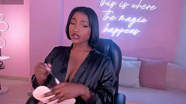 SavannahStorm online show from February 18, 11:28 am