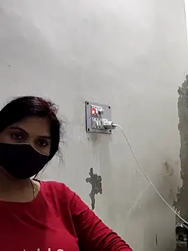 illay love online show from March 12, 1:08 pm