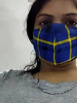 illay love online show from March 17, 2:12 pm