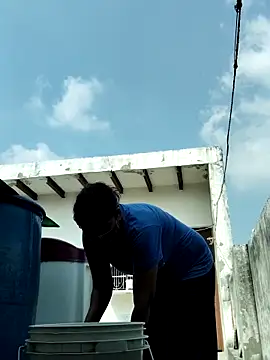 illay love online show from October 4, 8:01 am