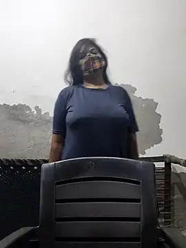 illay love online show from October 8, 4:37 pm