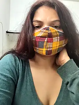 illay love online show from February 21, 9:10 am