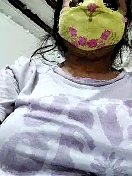 illay love online show from March 25, 3:23 am