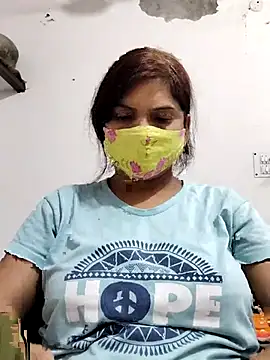 illay love online show from March 27, 9:10 am