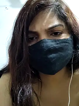 illay love online show from April 7, 5:13 pm