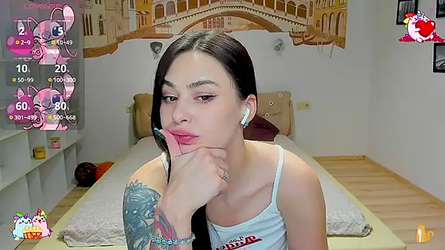 Snapshot of NataliMillers chatting on December 20, 1:00 pm NataliMillers online show from December 20, 1:00 pm