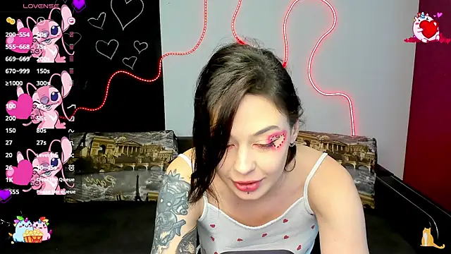 Snapshot of NataliMillers chatting on February 14, 10:17 am NataliMillers online show from February 14, 10:17 am