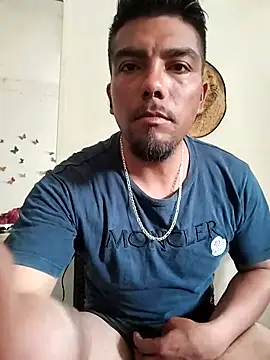alfredyy55 online show from October 18, 11:49 pm