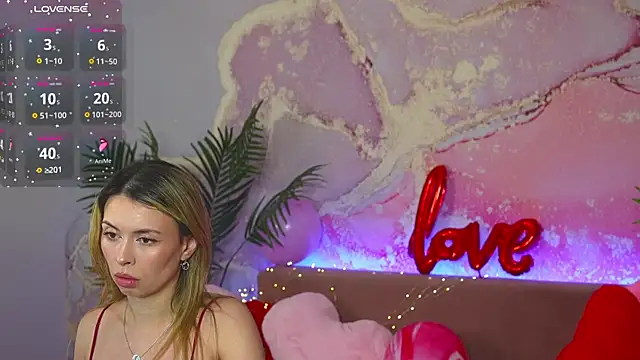 MayaRayy online show from February 10, 3:27 pm