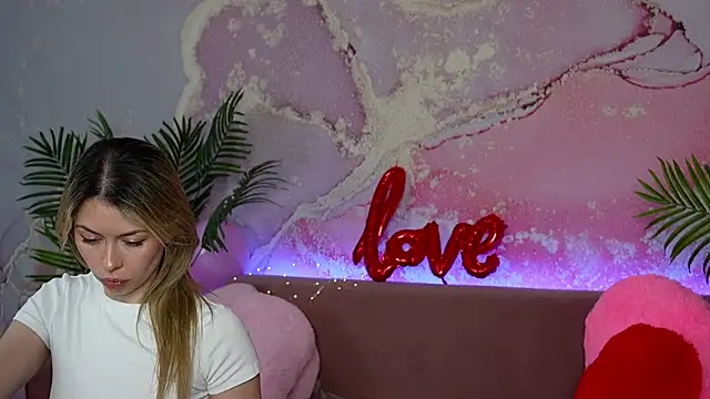 MayaRayy online show from February 23, 3:48 am