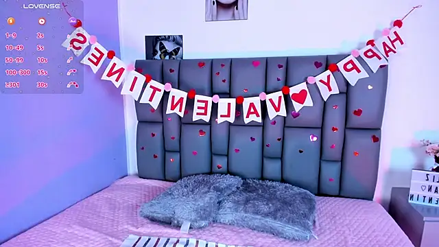 Sophia Lemos online show from February 12, 2:32 pm