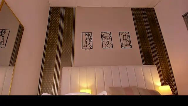 zoe sky  online show from April 22, 11:34 am