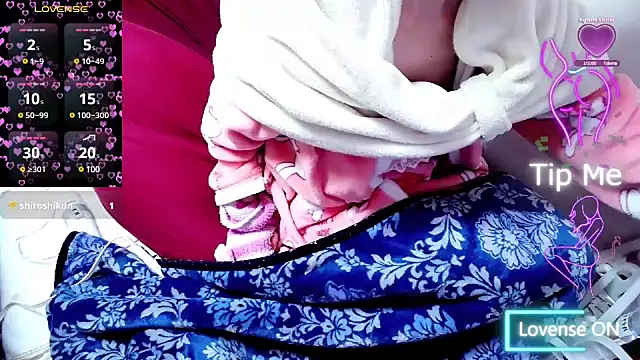 Snapshot of arincochu chatting on March 2, 12:31 am arincochu online show from March 2, 12:31 am