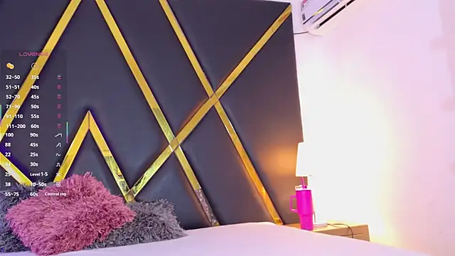 Adel Nesbiit online show from September 13, 7:35 pm