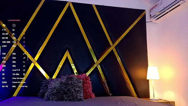 Adel Nesbiit online show from September 16, 7:15 pm