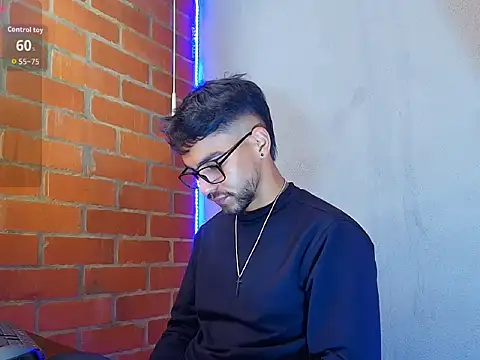 Leandro valenzuela online show from October 29, 3:25 pm