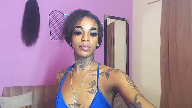 Snapshot of badgirls_cx chatting on September 28, 10:15 pm badgirls cx online show from September 28, 10:15 pm