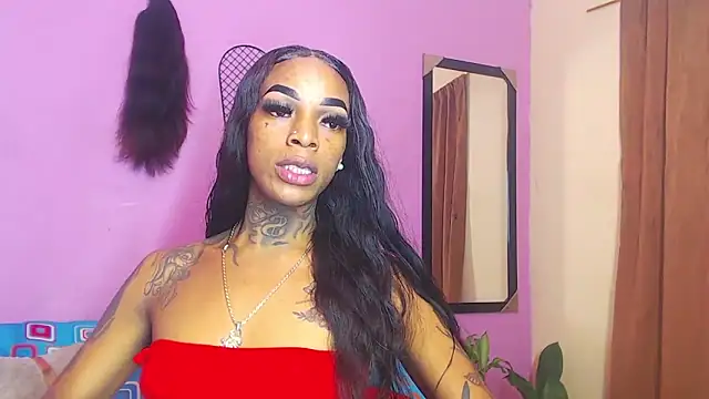Snapshot of badgirls_cx chatting on October 19, 9:04 pm badgirls cx online show from October 19, 9:04 pm