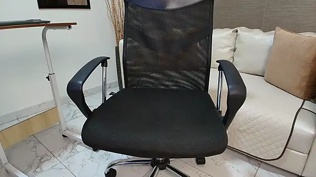 Jhonatan Morales S online show from December 7, 1:03 am