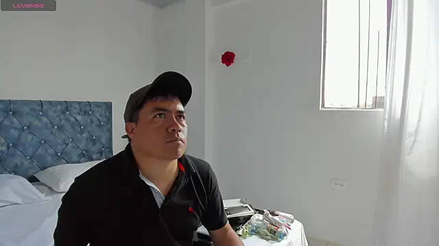 Jhonatan Morales S online show from January 28, 7:00 pm