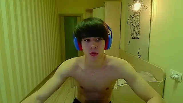 gayGamogey online show from November 26, 1:12 pm