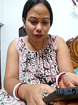 DREAM GIRL-30 online show from March 6, 1:48 am