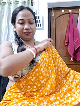 DREAM GIRL-30 online show from March 9, 6:00 pm