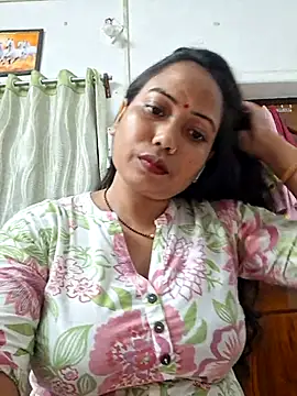 DREAM GIRL-30 online show from September 29, 7:35 am