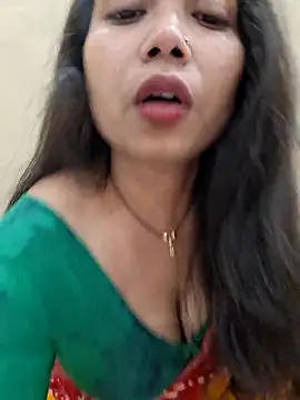 DREAM GIRL-30 online show from March 5, 5:42 pm