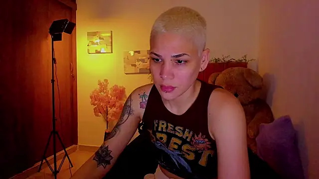 Charlee pink online show from April 21, 7:25 am