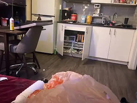 ChillzPnp online show from February 26, 11:48 pm