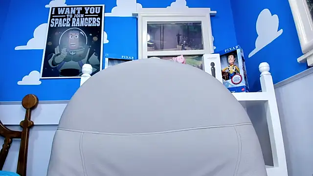 miss  allison online show from February 5, 2:05 pm