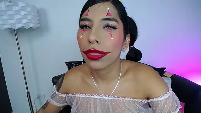 miss  allison online show from October 3, 11:07 am