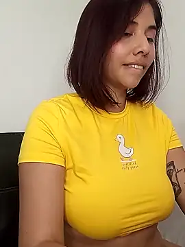 LucyMartelli online show from February 5, 3:20 pm