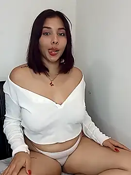 LucyMartelli online show from March 10, 4:35 pm