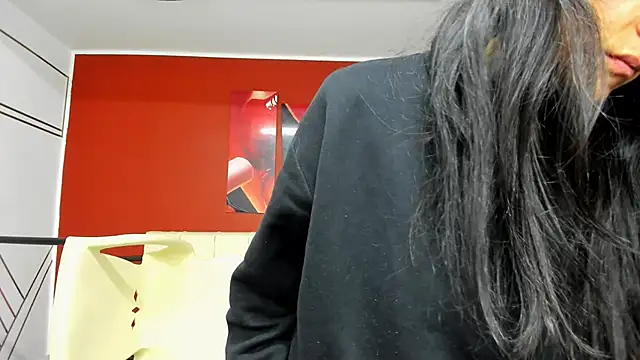 Snapshot of Abrillee1 chatting on December 24, 1:49 am Abrillee1 online show from December 24, 1:49 am