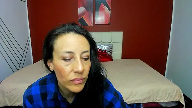 Snapshot of Abrillee1 chatting on February 18, 10:47 pm Abrillee1 online show from February 18, 10:47 pm