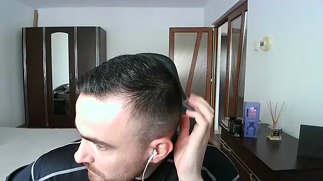 mu5clemania2 online show from April 6, 12:17 pm