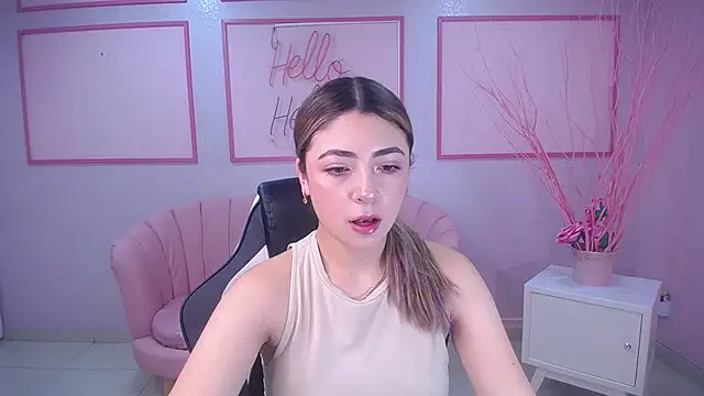 Snapshot of channel_blonde_a chatting on December 28, 5:03 pm channel blonde a online show from December 28, 5:03 pm
