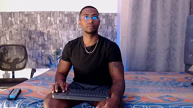 Snapshot of Joseephjackson chatting on October 25, 3:07 pm Joseephjackson online show from October 25, 3:07 pm