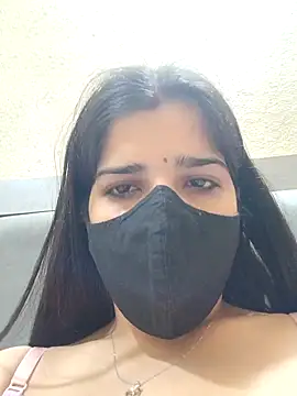 aaliya bhattt online show from March 2, 11:42 pm