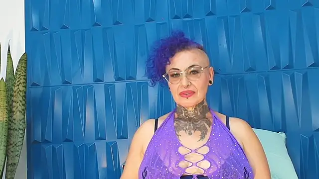 Snapshot of SandyyRose chatting on January 10, 8:59 pm SandyyRose online show from January 10, 8:59 pm