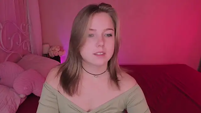 Snapshot of mary_ton chatting on October 15, 5:18 am mary ton online show from October 15, 5:18 am