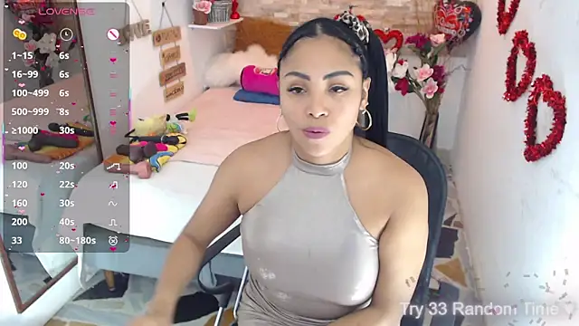 Snapshot of CindyWilliams_ chatting on February 26, 6:32 pm CindyWilliams online show from February 26, 6:32 pm