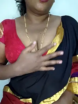 Snapshot of Sexy_Ammu_Telugu chatting on February 6, 7:07 pm Sexy Ammu Telugu online show from February 6, 7:07 pm