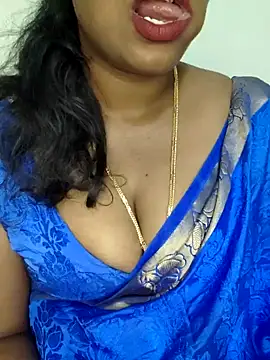 Snapshot of Sexy_Ammu_Telugu chatting on February 12, 4:44 am Sexy Ammu Telugu online show from February 12, 4:44 am
