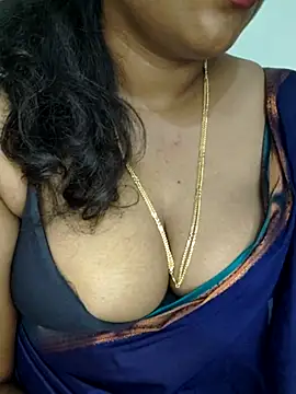 Snapshot of Sexy_Ammu_Telugu chatting on February 22, 6:50 am Sexy Ammu Telugu online show from February 22, 6:50 am