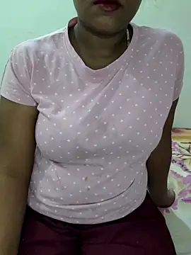 Snapshot of Sexy_Ammu_Telugu chatting on February 27, 4:21 pm Sexy Ammu Telugu online show from February 27, 4:21 pm